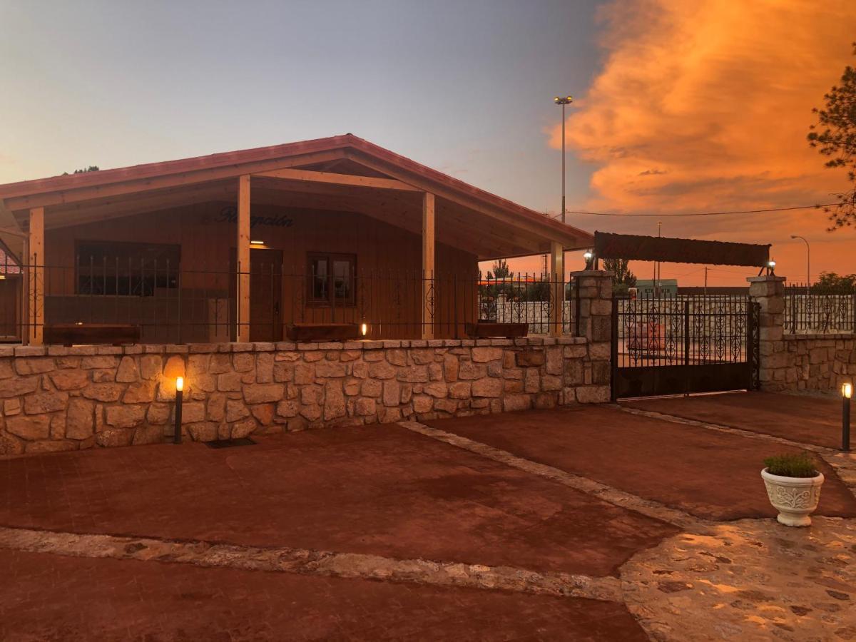 Hostal La Posada De Mari ลากาเบรรา ภายนอก รูปภาพ