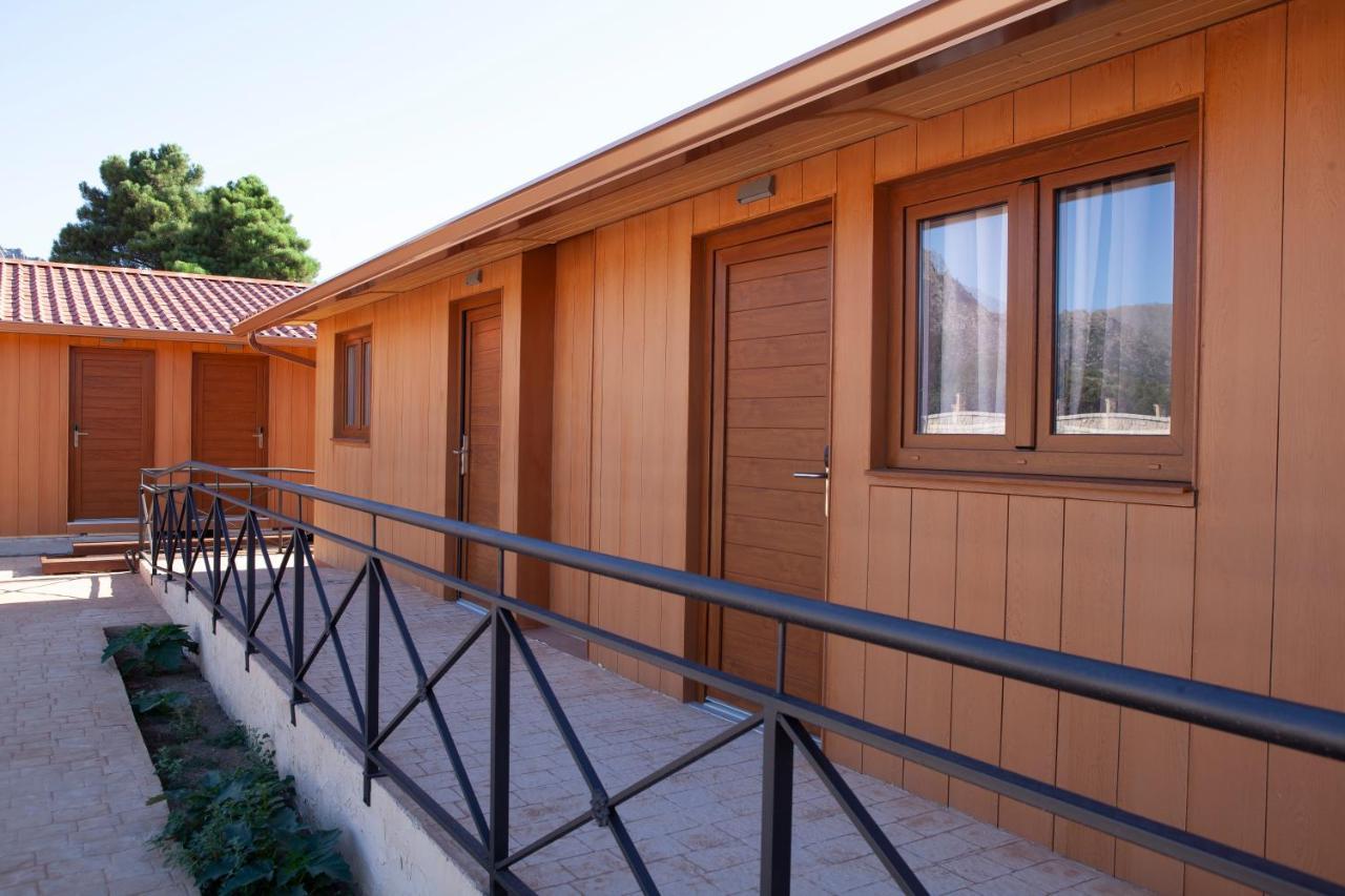 Hostal La Posada De Mari ลากาเบรรา ภายนอก รูปภาพ