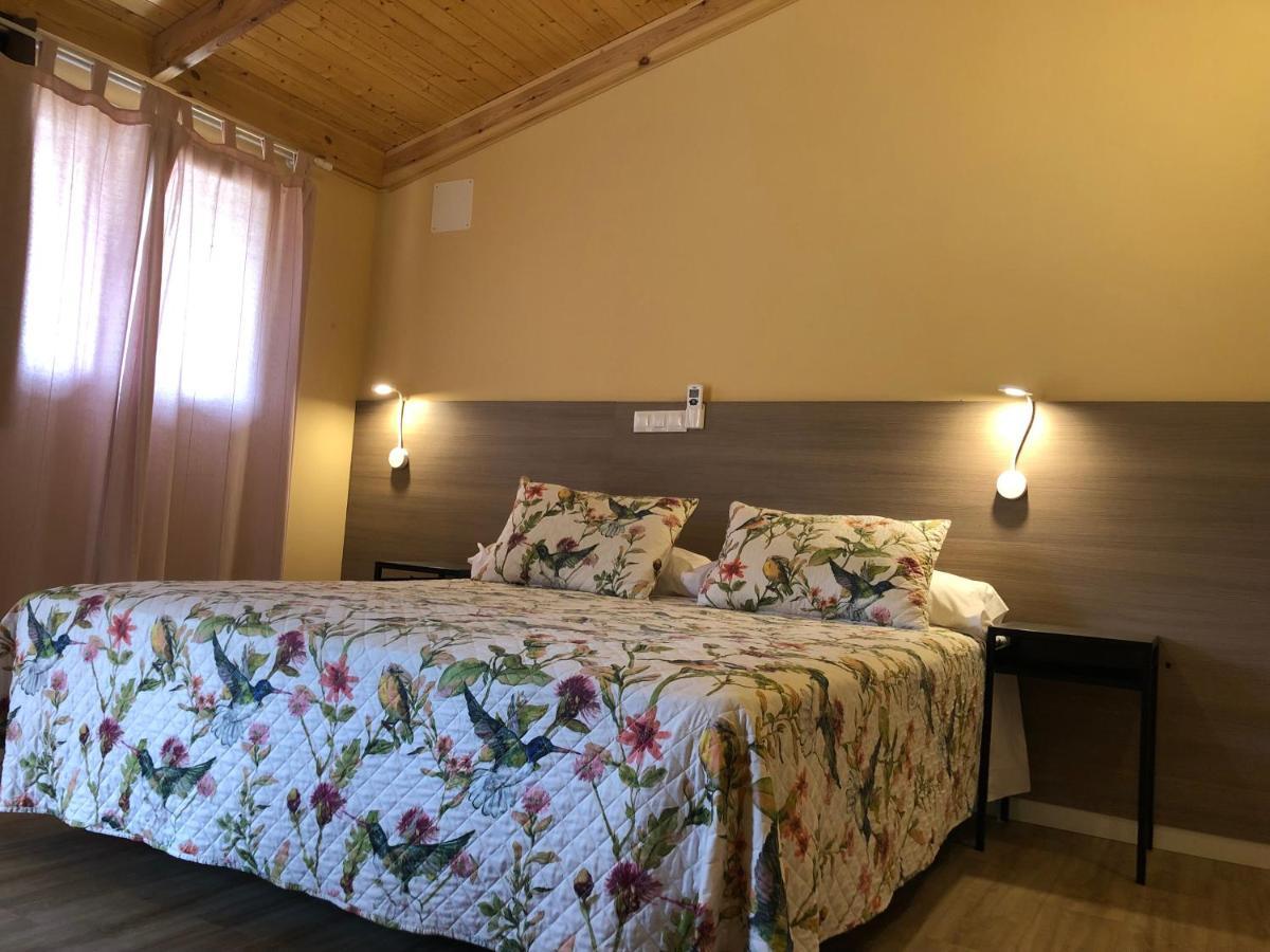 Hostal La Posada De Mari ลากาเบรรา ภายนอก รูปภาพ